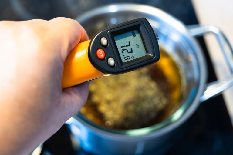 Food Safety Temperature Monitoring: Protecting Quality from Kitchen to Customer